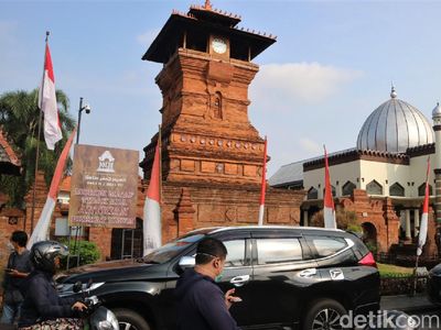 Melihat Puncak Prosesi Buka Luwur Makam Sunan Kudus
