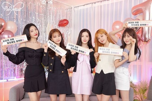 Red Velvet kembali menguki banyak prestasi dalam dan luar negeri.