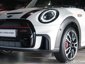 Intip Wujud dan Sangarnya Suara MINI 3-Door John Cooper Works Intip Wujud dan Sangarnya Suara MINI 3-Door John Cooper Works