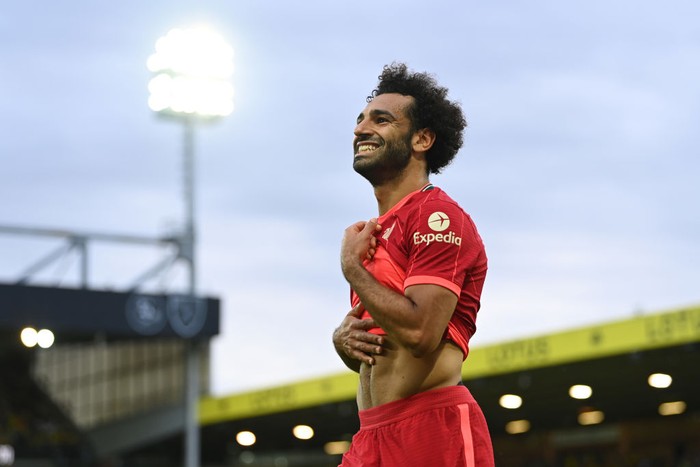 NORWICH, ENGLAND - AUGUST 14:  Mohamed Salah of Liverpool reacts during the Premier League match between Norwich City  and  Liverpool at Carrow Road on August 14, 2021 in Norwich, England. (Photo by Shaun Botterill/Getty Images)