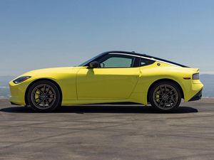 Generasi Penerus Nissan Fairlady Punya Tampang Klasik Generasi Penerus Nissan Fairlady Punya Tampang Klasik