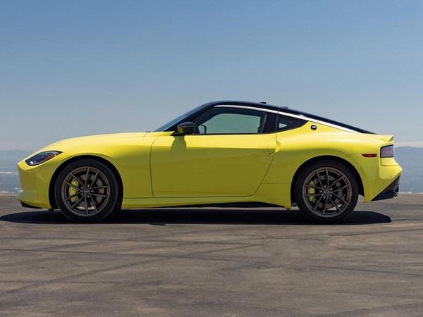 Generasi Penerus Nissan Fairlady Punya Tampang Klasik