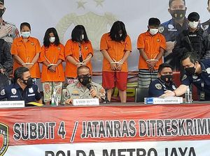 Emak-Emak Sindikat Copet di Jadetabek Operasi di Mal, Begini Modusnya Emak-Emak Sindikat Copet di Jadetabek Operasi di Mal, Begini Modusnya