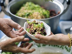 Rasulullah SAW Sebut Orang yang Sering Berbagi Makanan Dijamin Masuk Surga