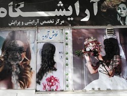 Taliban Tutup Paksa Salon Kecantikan di Afghanistan