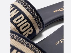 Seserahan Lesti Kejora dan Rizky Billar di Hari Pernikahan, Selop Dior Hingga Tas LV