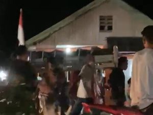 Kepala Ruang Isolasi RSUD Buol Dipukul Saat Warga Jemput Paksa Jenazah COVID Kepala Ruang Isolasi RSUD Buol Dipukul Saat Warga Jemput Paksa Jenazah COVID