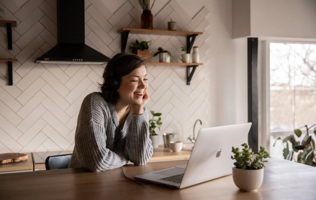 Tetap Jalin Komunikasi melalui Virtual