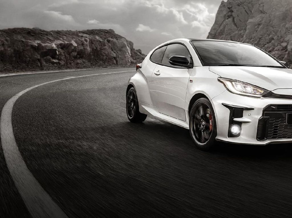 Ini Beda GR Yaris dengan Yaris GR Sport Ini Beda GR Yaris dengan Yaris GR Sport
