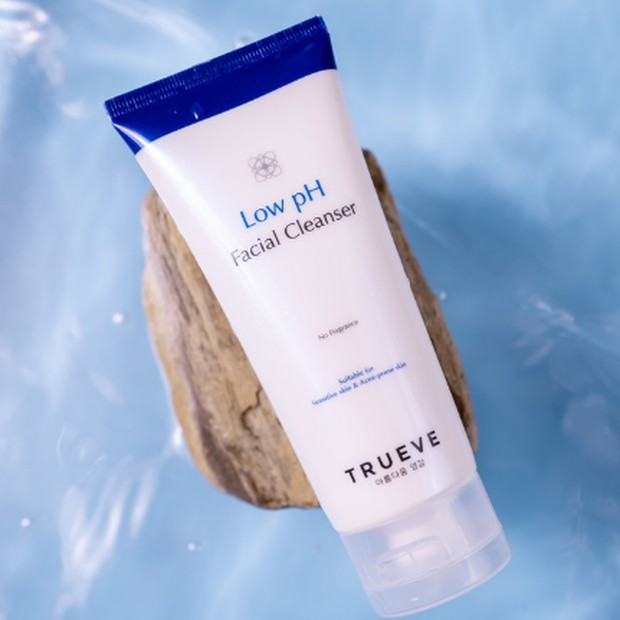 Trueve Gentle Low pH Facial Cleanser (shopee.co.id) Trueve Gentle Low pH Facial Cleanser