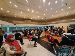 Vaksinasi Ibu Hamil Lancar, Unair Siap Gedungnya Jadi Sentra Vaksinasi Vaksinasi Ibu Hamil Lancar, Unair Siap Gedungnya Jadi Sentra Vaksinasi