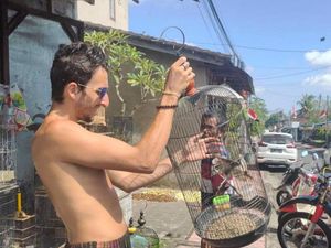 Viral Bule di Bali Kerap Beli Burung Lalu Dilepasliarkan, BKSDA Apresiasi