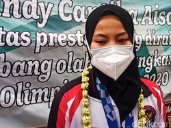 Peraih Medali Olimpiade Windy Cantika Pulang Kampung: Alhamdulillah