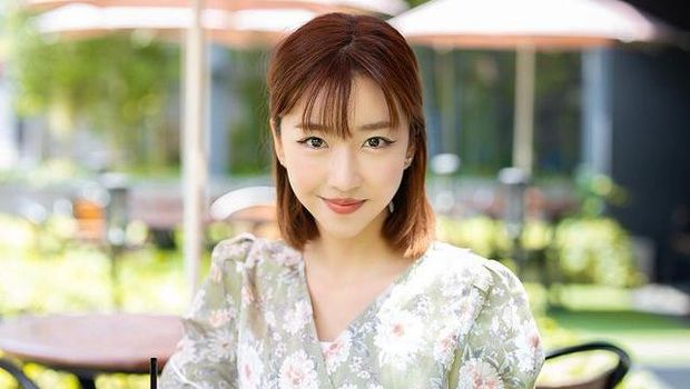 YouTuber Korea Selatan bernama Sunny Dahye baru-baru ini bikin heboh karena dituding hina Indonesia. Yuk kita intip potretnya!