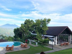 Adem! 5 Kafe Hidden Gem di Sentul Ini Tawarkan Suasana Alam yang Asri