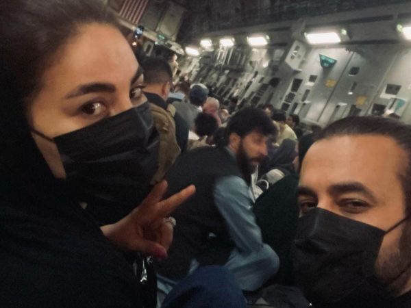 Momen Dramatis Diva Pop Afghanistan Cabut dari Negaranya Pakai Jet Kargo