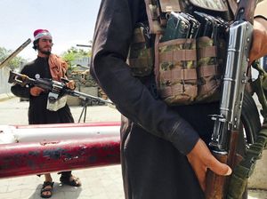 Taliban Hukum Mati Saudara Penerjemah Afghanistan yang Bantu Tentara AS