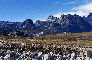 Pesona Pegunungan Tembagapura Tambang Emas Terbesar di Dunia