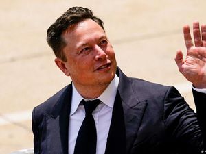 Elon Musk: Tesla Bakal Bikin Barang yang Bisa Dibeli Pakai Dogecoin! Elon Musk: Tesla Bakal Bikin Barang yang Bisa Dibeli Pakai Dogecoin!