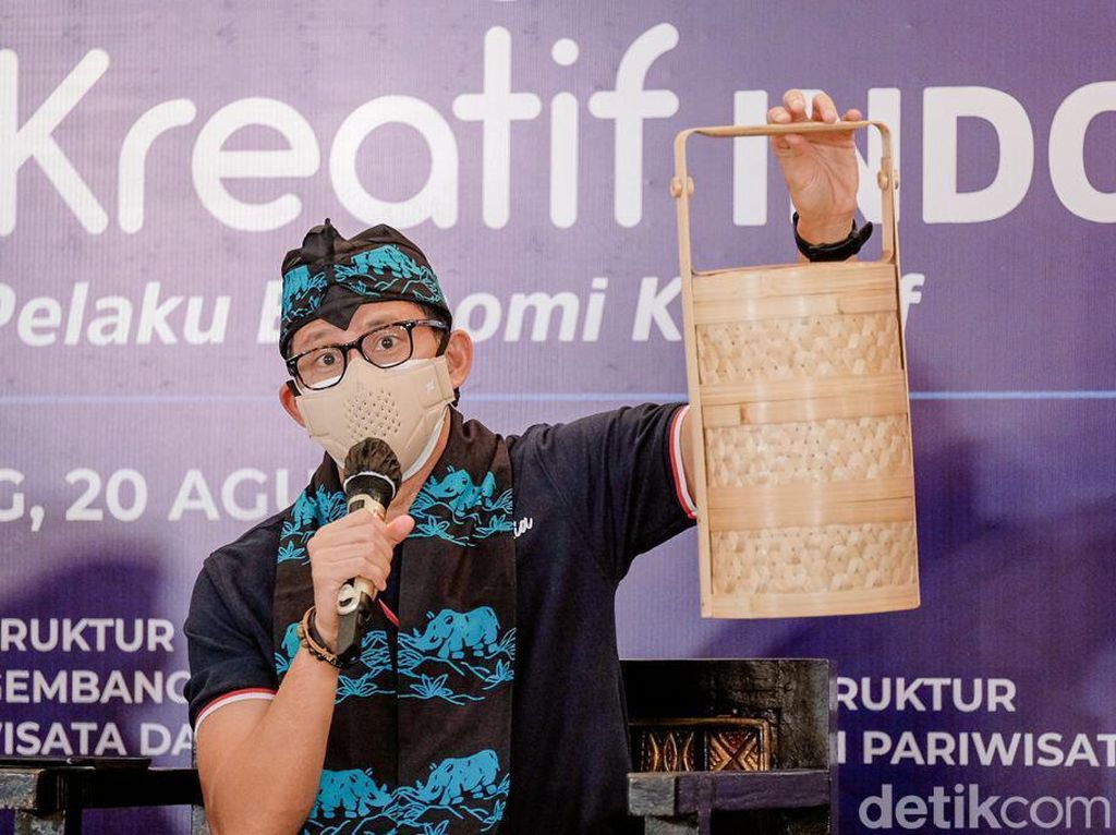 Kunjungi Pandeglang, Sandiaga Uno Dorong Produk Ekraf Mendunia Kunjungi Pandeglang, Sandiaga Uno Dorong Produk Ekraf Mendunia