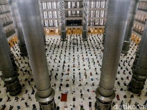 Masjid Istiqlal Kembali Gelar Salat Jumat