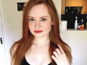 Wanita Cantik Pengisi Suara di Mobile Legends, Berbakat Banget!