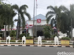 Ketua DPRD Sumbar Minta Maaf, Tunjukkan Proyek Rehab Rumdin Rp 5,6 M