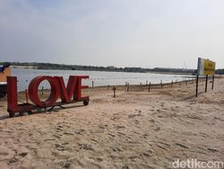 Sepi Seperti Pantai Pribadi, Begini Suasana Ancol Usai Mati Suri Sepi Seperti Pantai Pribadi, Begini Suasana Ancol Usai Mati Suri