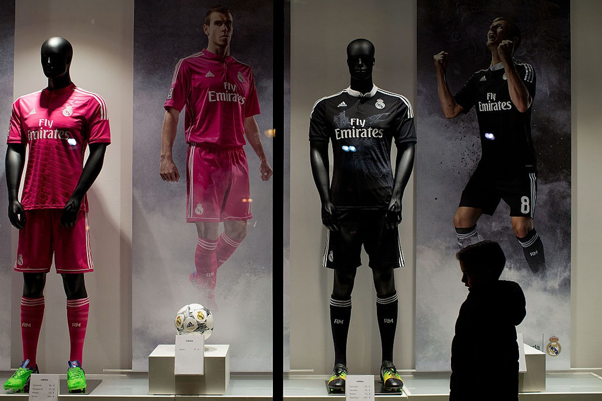 Ilustrasi toko resmi Real Madrid Foto: (Getty Images/Gonzalo Arroyo Moreno)