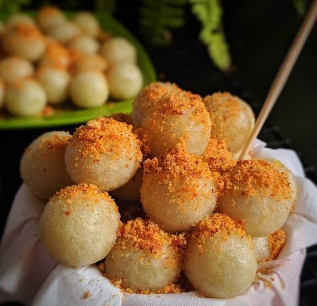 cimol yang dibuat efrita berbahan dasar nasi