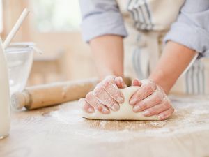 Bukan Perhiasan Mewah, Sepotong Roti Kini Jadi Simbol Kekayaan di Korea Utara
