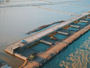 Bangun Pelabuhan Patimban Fase II, RI Dapat Pinjaman dari Jepang Rp 10 T Bangun Pelabuhan Patimban Fase II, RI Dapat Pinjaman dari Jepang Rp 10 T