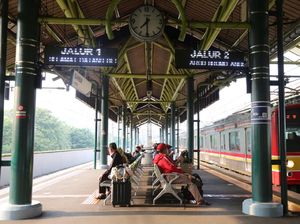 Perhatikan Syarat Naik Kereta Api ketimbang Harus Balik Kanan Perhatikan Syarat Naik Kereta Api ketimbang Harus Balik Kanan