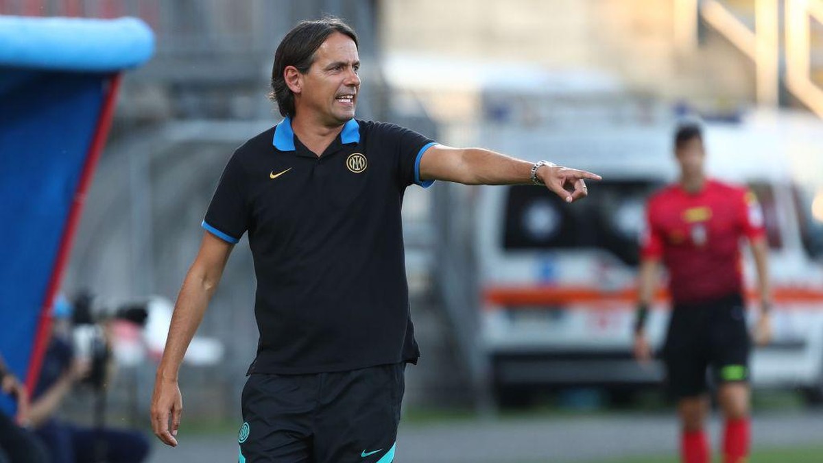 Simone Inzaghi mengincar start sempurna dari Inter Milan di laga perdana Liga Italia melawan Genoa (Foto: Getty Images/Marco Luzzani)