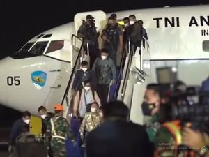 Berhasil Misi Pesawat TNI ke Afghanistan untuk Evakuasi WNI Berhasil Misi Pesawat TNI ke Afghanistan untuk Evakuasi WNI