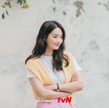 Deretan aktris Korea yang memiliki lesung pipi. /Foto: Instagram.com/tvndrama.official