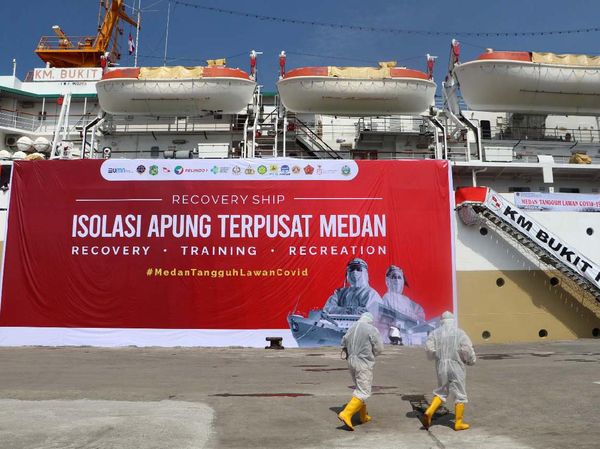 KM Bukit Raya jadi Tempat Isolasi Terapung di Medan