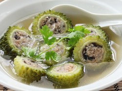 Resep Sup Pare Isi Ayam dan Jamur Kuah Bening yang Gurih Sedap