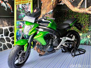 Melihat Motor Sport Mendiang Ustadz Jefri Al Buchori di Wisata J&J Kuningan