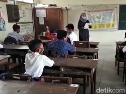 Suasana PTM Perdana di Rembang Setelah Hampir 2 Tahun Belajar Daring