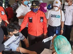 Brantas Abipraya Gelar Vaksinasi COVID-19 di Kelurahan Cipinang