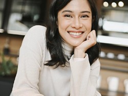 Fans Jang Ki Yong, Dian Sastrowardoyo Bikin Kaus Wajah Sang Aktor Korea