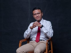 Viral Jokowi Ogah Peluk Paloh, Stafsus Mensesneg Sindir Komitmen Koalisi