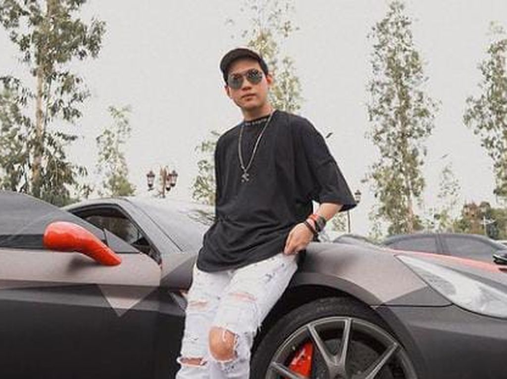 Indra Kesuma, Crazy Rich Medan yang Berbagi Lewat Ikenz-Ikenz Indra Kesuma, Crazy Rich Medan yang Berbagi Lewat Ikenz-Ikenz