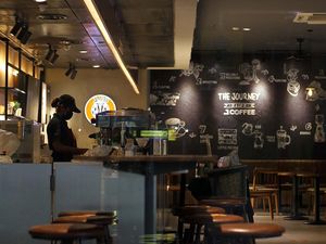 Jabodetabek-Surabaya PPKM Level 3, Ini Aturan Makan di Restoran