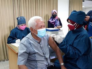 UMP Vaksinasi Lintas Agama, Ganjar: Tokoh Agama Bagian Pemberi Edukasi