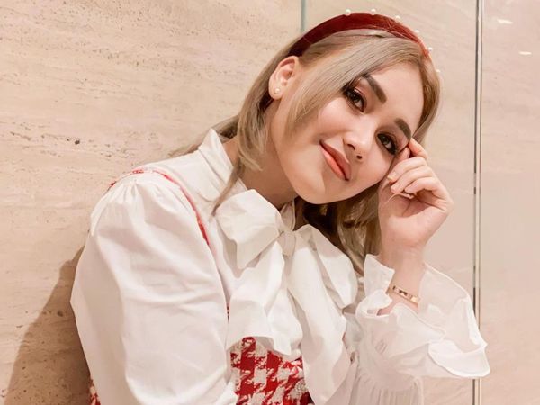 Transformasi Ayu Ting Ting, Berponi Rata saat Remaja Kini Glowing