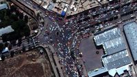 Hiruk-pikuk Bandara Kabul Terlihat Dari Foto Udara