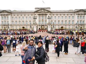 Penampakan Balmoral dan Istana Buckingham Usai Ratu Elizabeth II Sakit Penampakan Balmoral dan Istana Buckingham Usai Ratu Elizabeth II Sakit