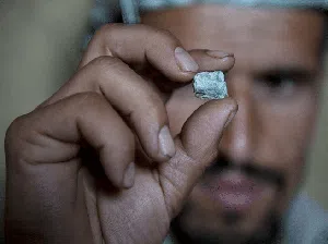 Primadona Zamrud Afghanistan yang Jadi Rebutan Primadona Zamrud Afghanistan yang Jadi Rebutan